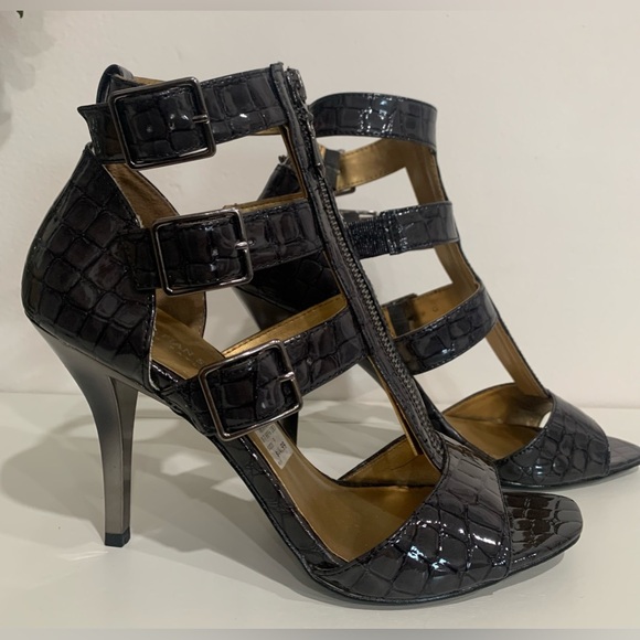 Christian Siriano Faux Alligator Skin Heels Dark Brown Strappy Front Zip Size 9 - Picture 1 of 10